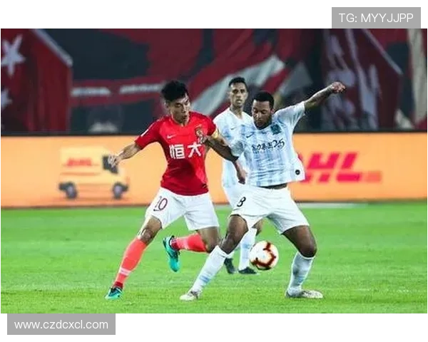 ✅体育直播🏆世界杯直播🏀NBA直播⚽- 快递小哥当心!有人盯上路边快递车,见啥顺啥- sports